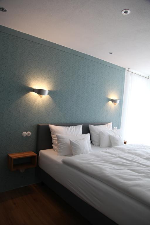 Hotel Luisenhof Geisfeld  Zimmer foto